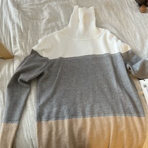 Multi color long sleeve turtleneck